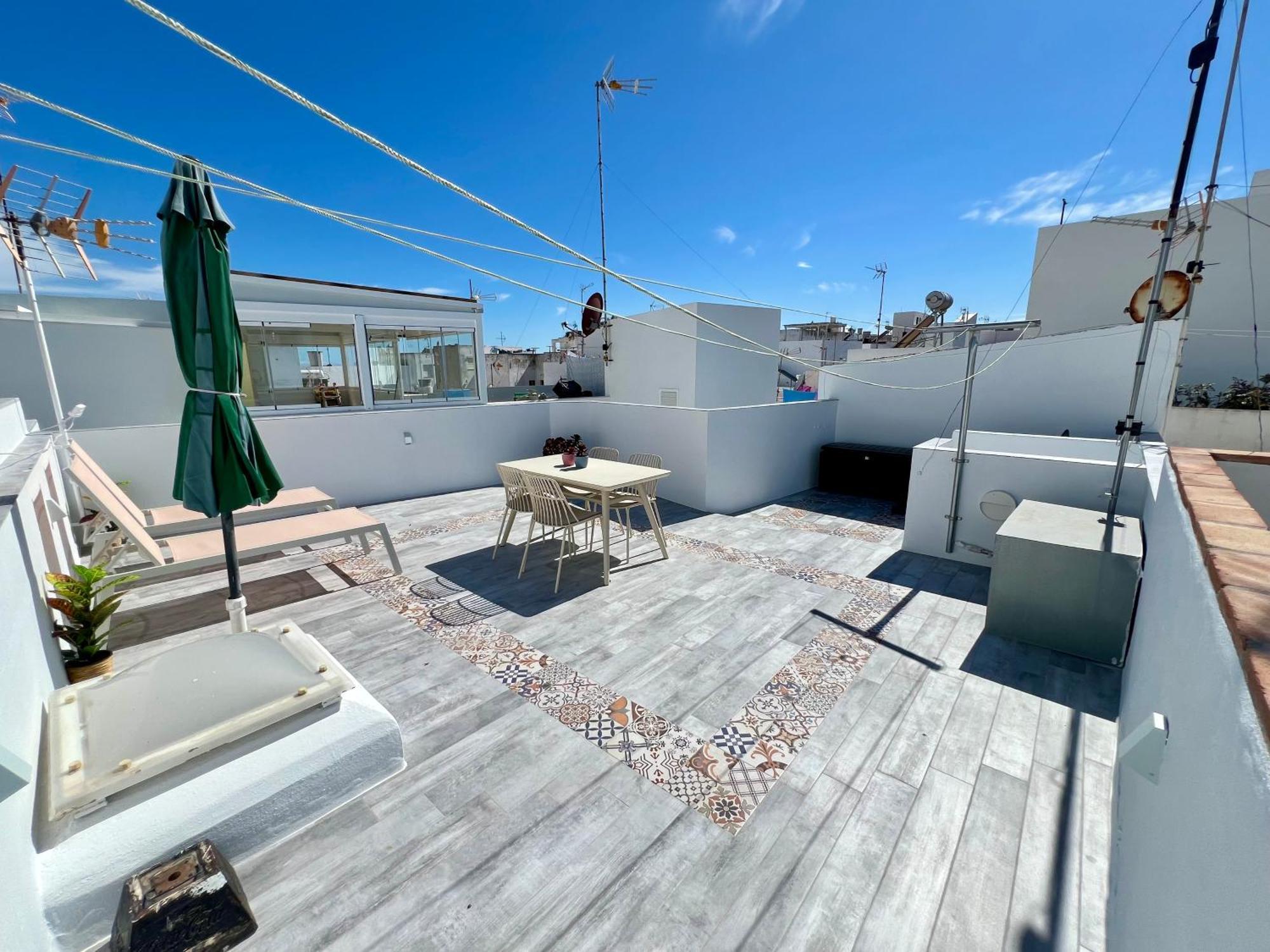 Vivienda Carolina•terraza Privada Y Parking• Conil De La Frontera