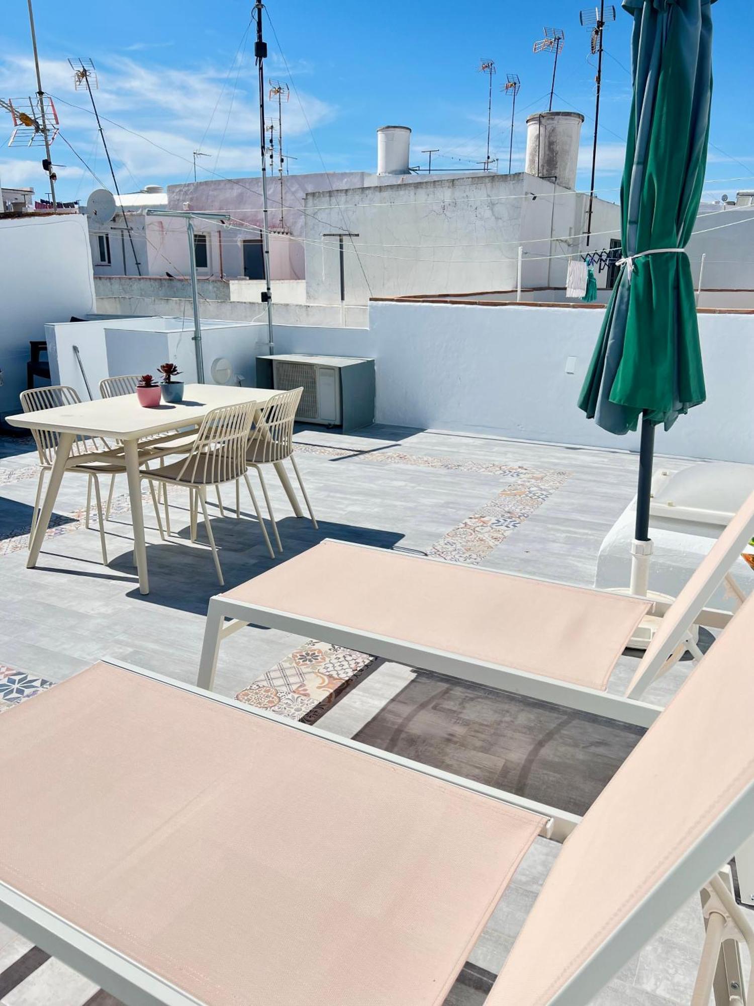 Vivienda Carolina•terraza Privada Y Parking• Apartment Conil De La Frontera
